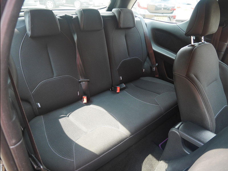 DS Automobiles DS 3 1.2 PureTech Chic Euro 6 3dr 3dr Manual 2025