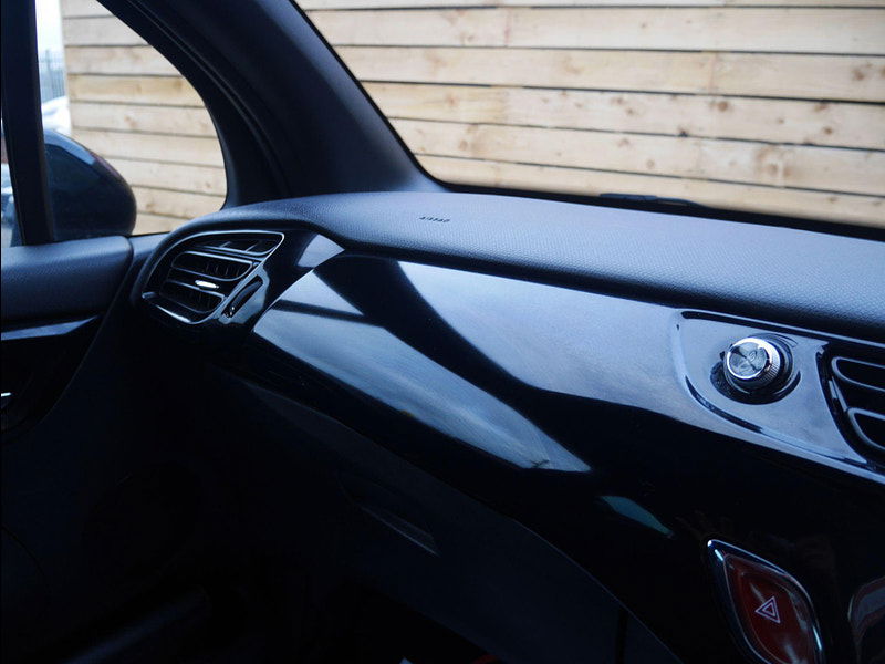 DS Automobiles DS 3 1.2 PureTech Connected Chic Euro 6 3dr 3dr Manual 2025