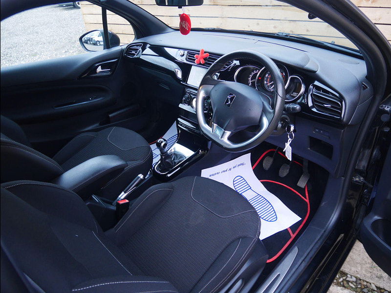 DS Automobiles DS 3 1.2 PureTech Connected Chic Euro 6 3dr 3dr Manual 2025