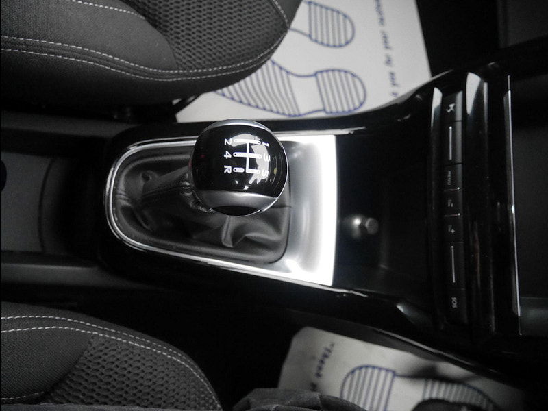 DS Automobiles DS 3 1.2 PureTech Connected Chic Hatchback 3dr Petrol Manual Euro 6 (s/s) (110 ps) 3dr Manual 2025