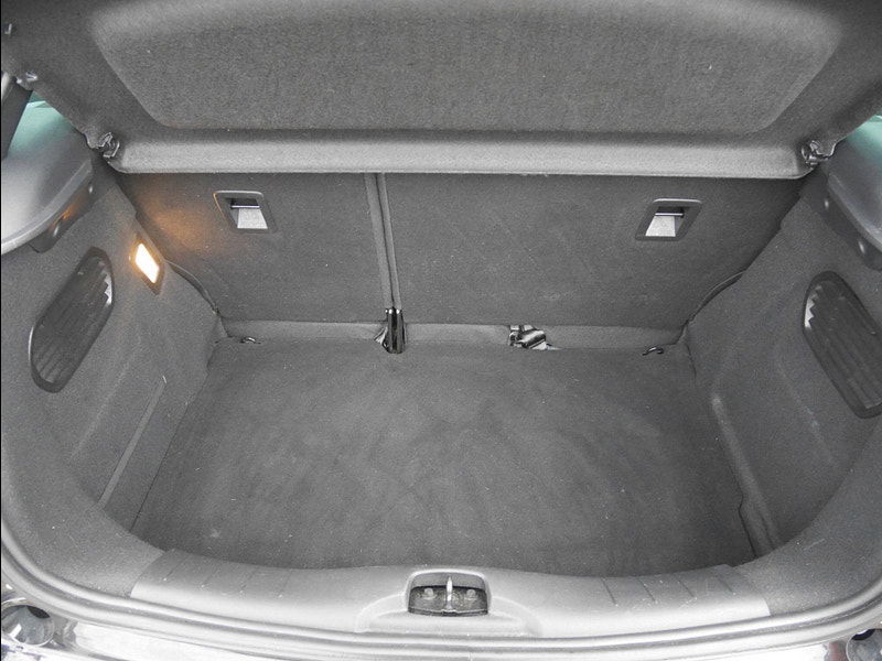 DS Automobiles DS 3 1.2 PureTech Connected Chic Hatchback 3dr Petrol Manual Euro 6 (s/s) (110 ps) 3dr Manual 2025