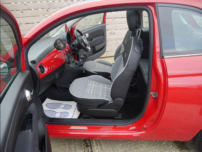 Fiat 500 1.2 Lounge Hatchback 3dr Petrol Manual Euro 6 (s/s) (69 bhp) 3dr Manual 2026