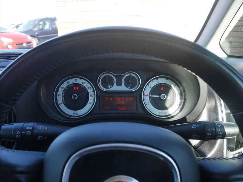 Fiat 500L 1.4 Pop Star MPV 5dr Petrol Manual Euro 6 (95 bhp) 5dr Manual 2026