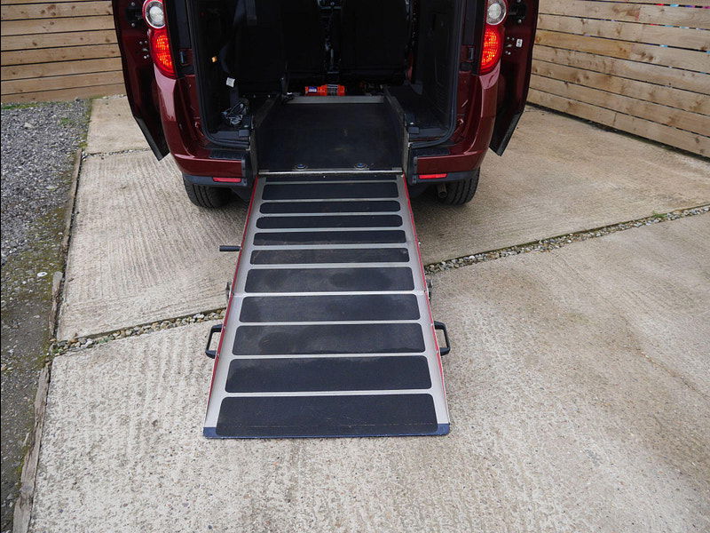 Fiat Doblo 1.4 16v MyLife Estate 5dr Petrol Manual (s/s) (166 g/km, 95 bhp) 5dr Manual 2026