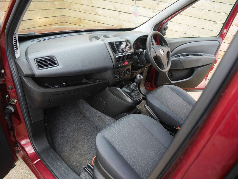 Fiat Doblo 1.4 16v MyLife Estate 5dr Petrol Manual (s/s) (166 g/km, 95 bhp) 5dr Manual 2026