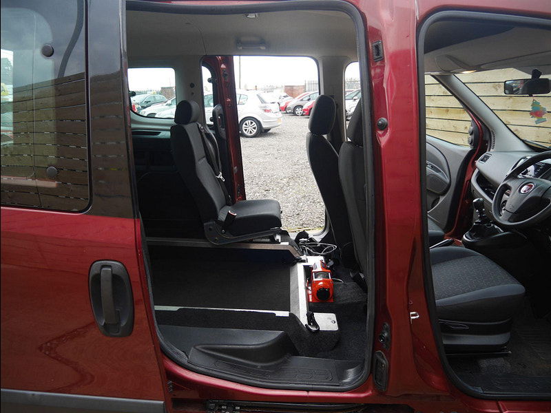 Fiat Doblo 1.4 16v MyLife Estate 5dr Petrol Manual (s/s) (166 g/km, 95 bhp) 5dr Manual 2026