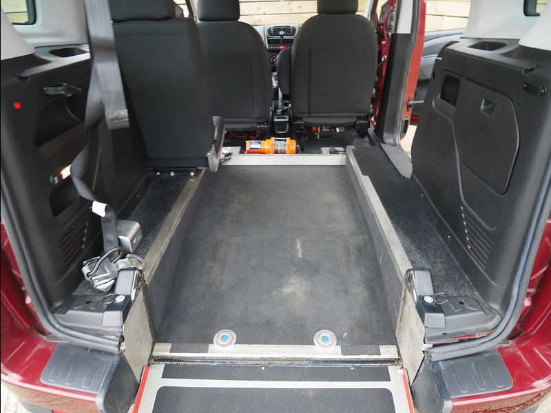 Fiat Doblo 1.4 16v MyLife (s/s) 5dr 5dr Manual 2025