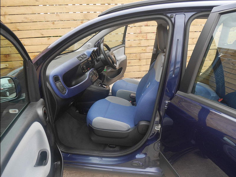 Fiat Panda 0.9 TwinAir Lounge Dualogic Euro 6 (s/s) 5dr 5dr Automatic 2025
