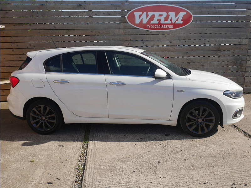 Fiat Tipo 1.3 MultiJetII Lounge Hatchback 5dr Diesel Manual Euro 6 (s/s) (95 ps) 5dr Manual 2026