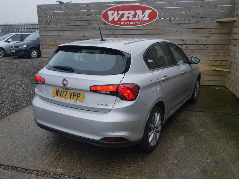 Fiat Tipo 1.3 MultiJetII Lounge Hatchback 5dr Diesel Manual Euro 6 (s/s) (95 ps) 5dr Manual 2026