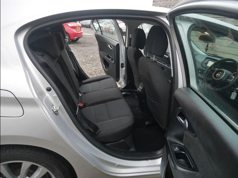 Fiat Tipo 1.3 MultiJetII Lounge Hatchback 5dr Diesel Manual Euro 6 (s/s) (95 ps) 5dr Manual 2026