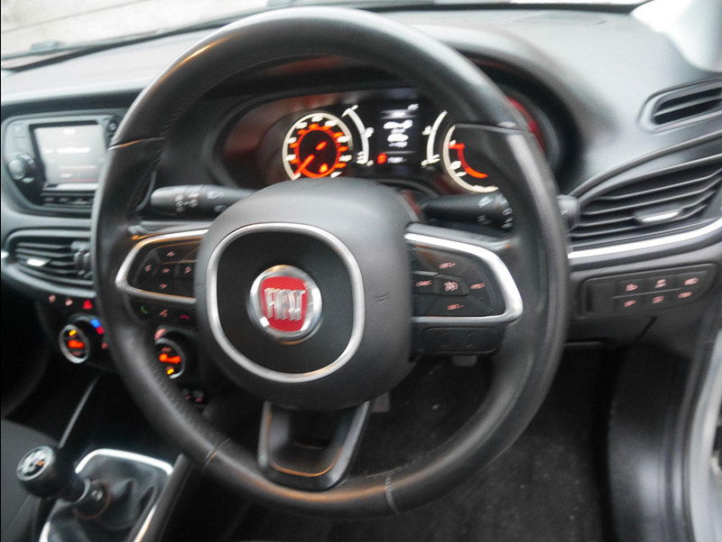 Fiat Tipo 1.3 MultiJetII Lounge Hatchback 5dr Diesel Manual Euro 6 (s/s) (95 ps) 5dr Manual 2026