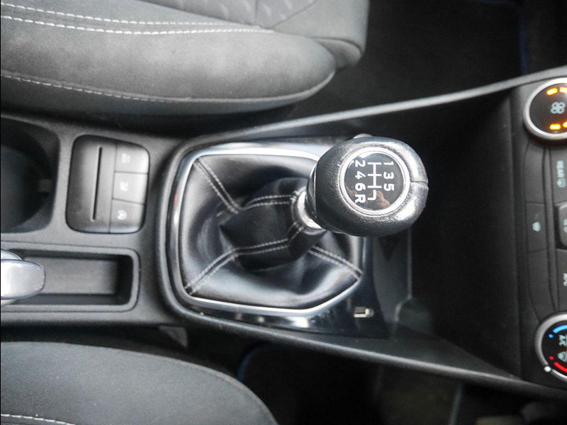 Ford Fiesta 1.0T EcoBoost GPF Zetec Hatchback 5dr Petrol Manual Euro 6 (s/s) (100 ps) 5dr Manual 2025