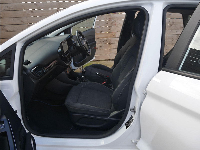 Ford Fiesta 1.0T EcoBoost GPF Zetec Hatchback 5dr Petrol Manual Euro 6 (s/s) (100 ps) 5dr Manual 2025