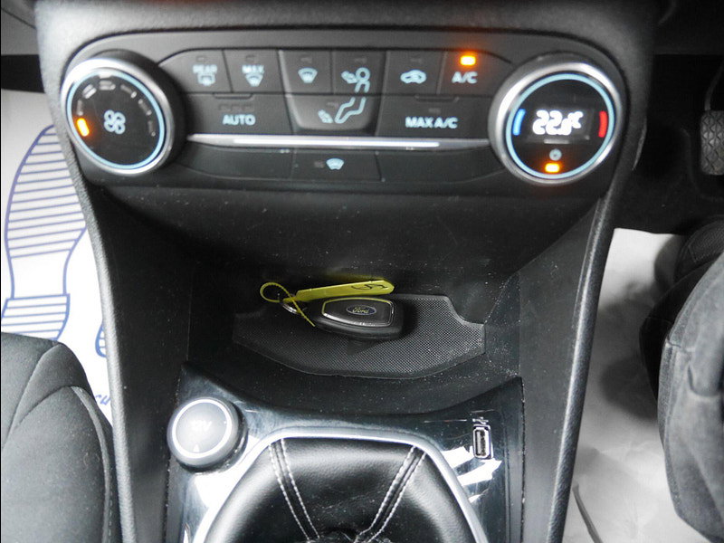 Ford Fiesta 1.0T EcoBoost Titanium Hatchback 5dr Petrol Manual Euro 6 (s/s) (125 ps) 5dr Manual 2026