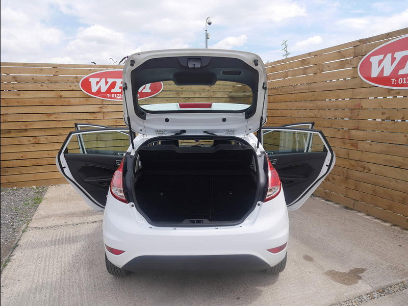 Ford Fiesta 1.0T EcoBoost Zetec Euro 5 (s/s) 5dr 5dr Manual 2026
