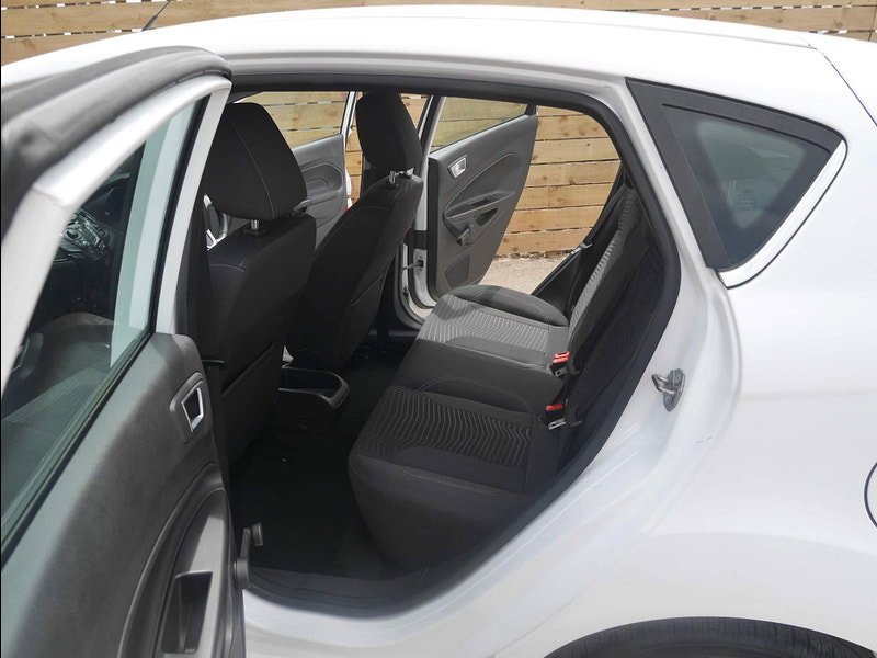 Ford Fiesta 1.0T EcoBoost Zetec Euro 5 (s/s) 5dr 5dr Manual 2026