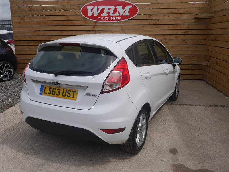Ford Fiesta 1.0T EcoBoost Zetec Euro 5 (s/s) 5dr 5dr Manual 2026