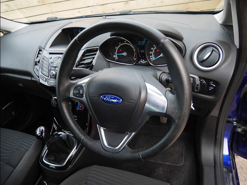 Ford Fiesta 1.0T EcoBoost Zetec Euro 6 (s/s) 5dr 5dr Manual 2025