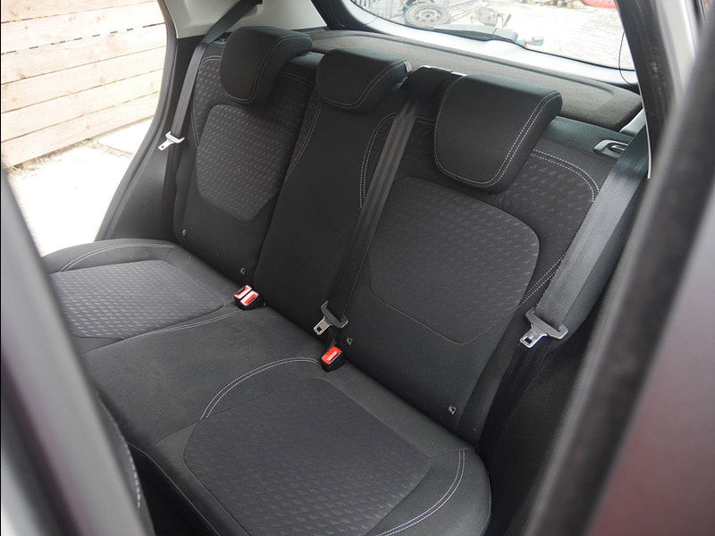 Ford Fiesta 1.0T EcoBoost Zetec Euro 6 (s/s) 5dr 5dr Manual 2025