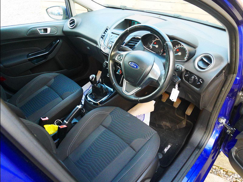 Ford Fiesta 1.0T EcoBoost Zetec Euro 6 (s/s) 5dr 5dr Manual 2025