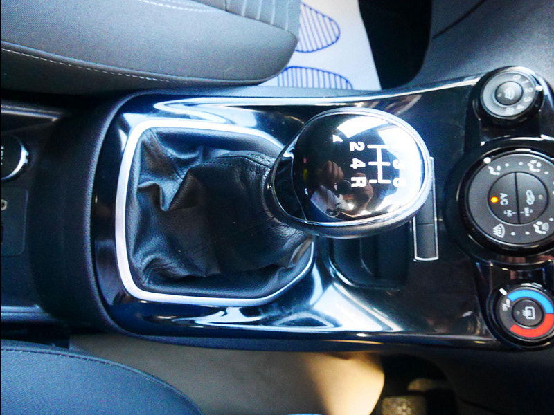 Ford Fiesta 1.0T EcoBoost Zetec Euro 6 (s/s) 5dr 5dr Manual 2025