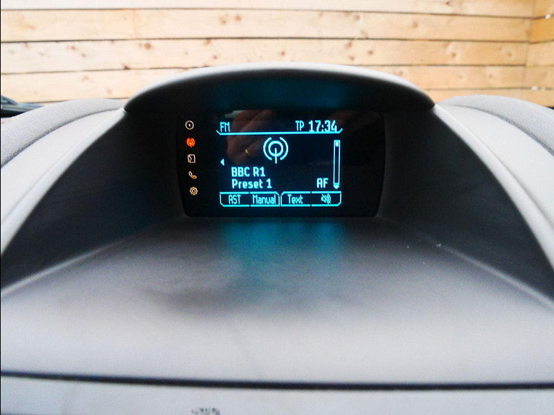 Ford Fiesta 1.0T EcoBoost Zetec Hatchback 5dr Petrol Manual Euro 5 (s/s) (100 ps) 5dr Manual 2025