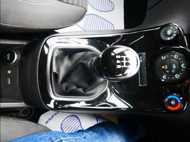 Ford Fiesta 1.0T EcoBoost Zetec Hatchback 5dr Petrol Manual Euro 5 (s/s) (100 ps) 5dr Manual 2025