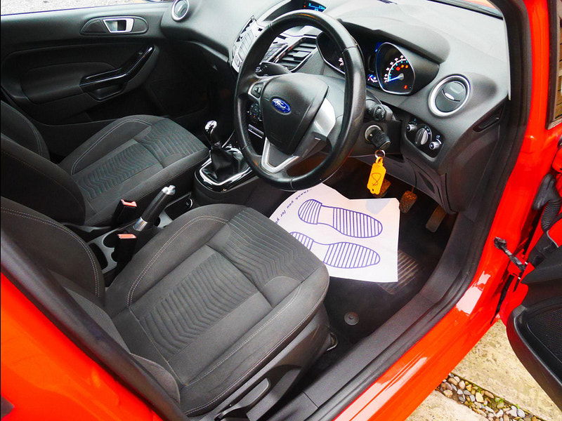 Ford Fiesta 1.0T EcoBoost Zetec Hatchback 5dr Petrol Manual Euro 5 (s/s) (100 ps) 5dr Manual 2025