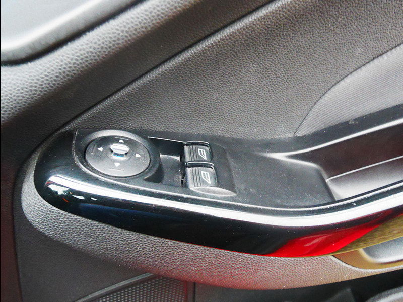 Ford Fiesta 1.0T EcoBoost Zetec Hatchback 5dr Petrol Manual Euro 5 (s/s) (100 ps) 5dr Manual 2025