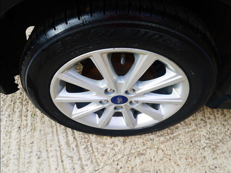 Ford Focus 1.0T EcoBoost Titanium Hatchback 5dr Petrol Manual Euro 6 (s/s) (125 ps) 5dr Manual 2025