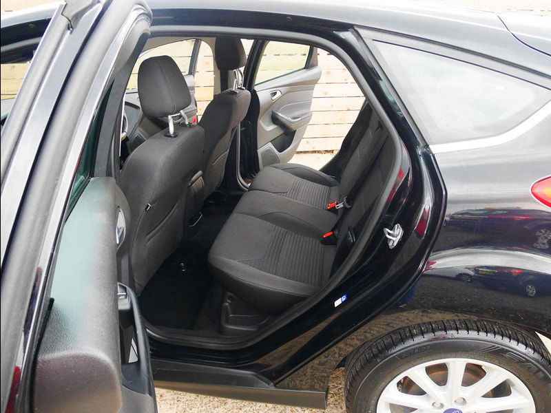 Ford Focus 1.0T EcoBoost Titanium Hatchback 5dr Petrol Manual Euro 6 (s/s) (125 ps) 5dr Manual 2025