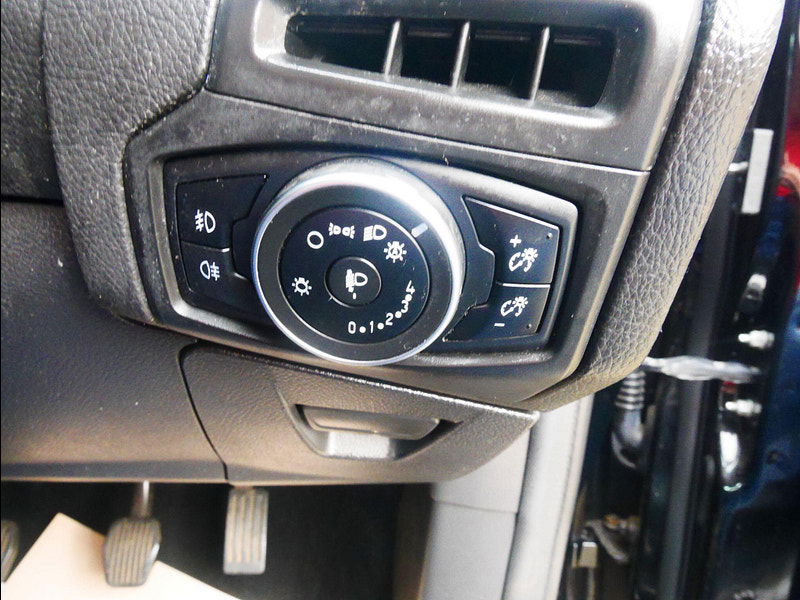 Ford Focus 1.0T EcoBoost Titanium Hatchback 5dr Petrol Manual Euro 6 (s/s) (125 ps) 5dr Manual 2025