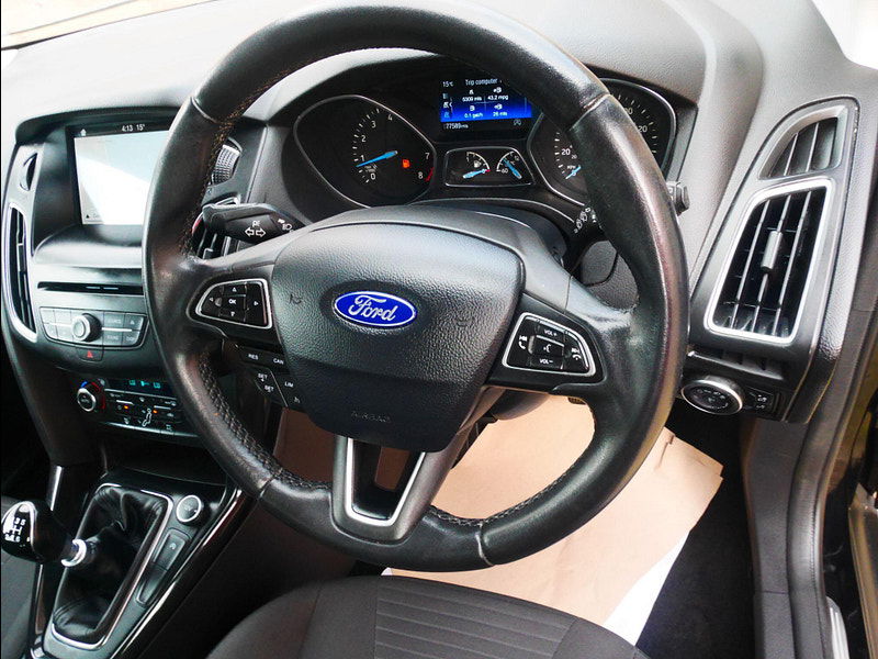 Ford Focus 1.0T EcoBoost Titanium Hatchback 5dr Petrol Manual Euro 6 (s/s) (125 ps) 5dr Manual 2025