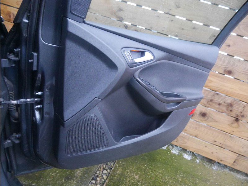 Ford Focus 1.0T EcoBoost Titanium Hatchback 5dr Petrol Manual Euro 6 (s/s) (125 ps) 5dr Manual 2026