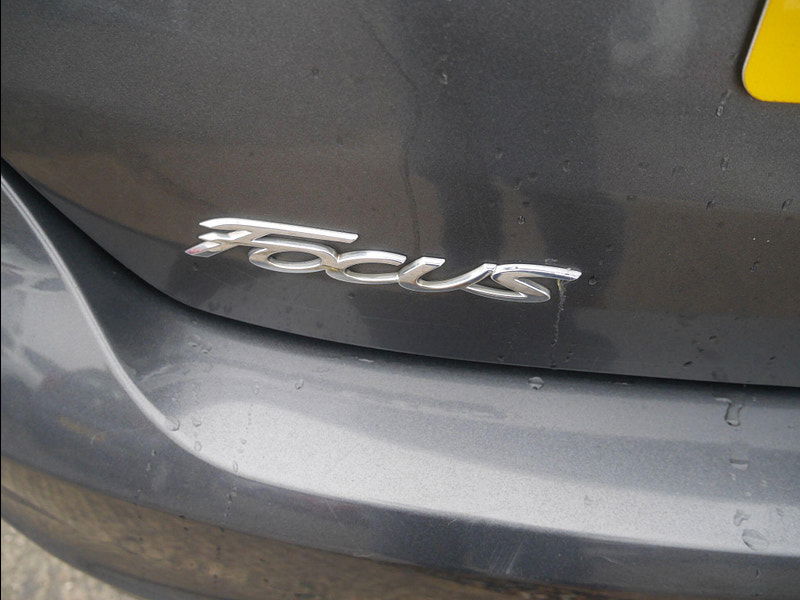 Ford Focus 1.0T EcoBoost Zetec Hatchback 5dr Petrol Manual Euro 6 (s/s) (100 ps) 5dr Manual 2026