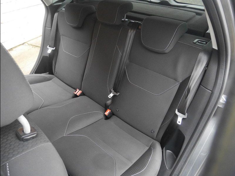 Ford Focus 1.0T EcoBoost Zetec Hatchback 5dr Petrol Manual Euro 6 (s/s) (100 ps) 5dr Manual 2026