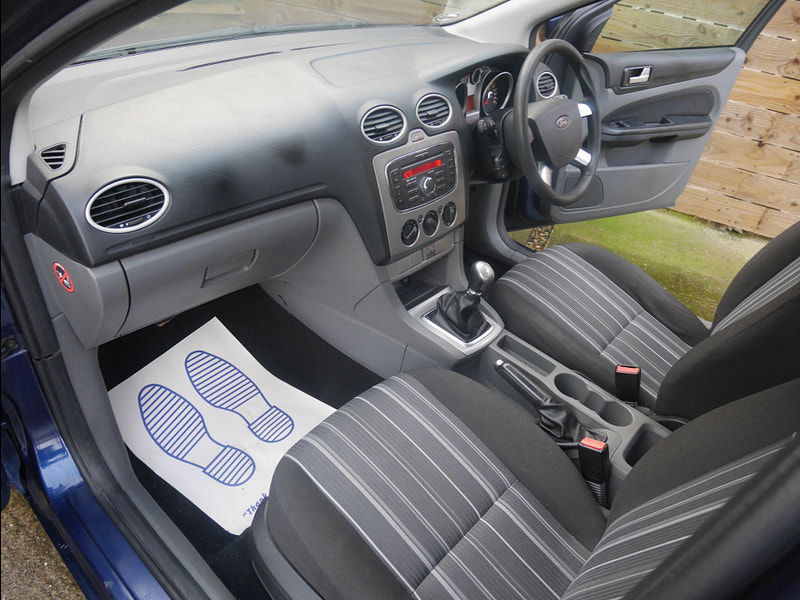 Ford Focus 1.6 Style Hatchback 5dr Petrol Manual (159 g/km, 99 bhp) 5dr Manual 2026