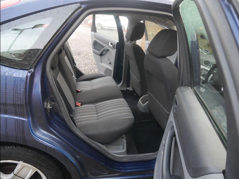 Ford Focus 1.6 Style Hatchback 5dr Petrol Manual (159 g/km, 99 bhp) 5dr Manual 2026