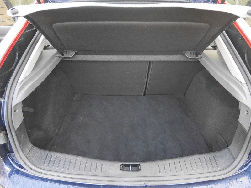 Ford Focus 1.6 Style Hatchback 5dr Petrol Manual (159 g/km, 99 bhp) 5dr Manual 2026