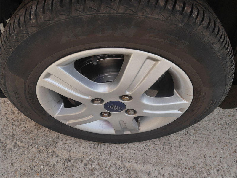 Ford Fusion 1.4 Zetec 5dr 5dr Manual 2025
