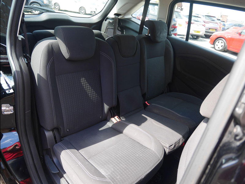 Ford Grand C-Max 1.5 TDCi Zetec Euro 6 (s/s) 5dr 5dr Manual 2025