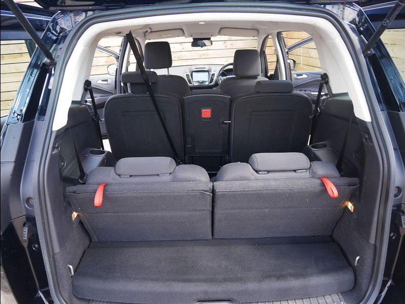 Ford Grand C-Max 1.5 TDCi Zetec Euro 6 (s/s) 5dr 5dr Manual 2025