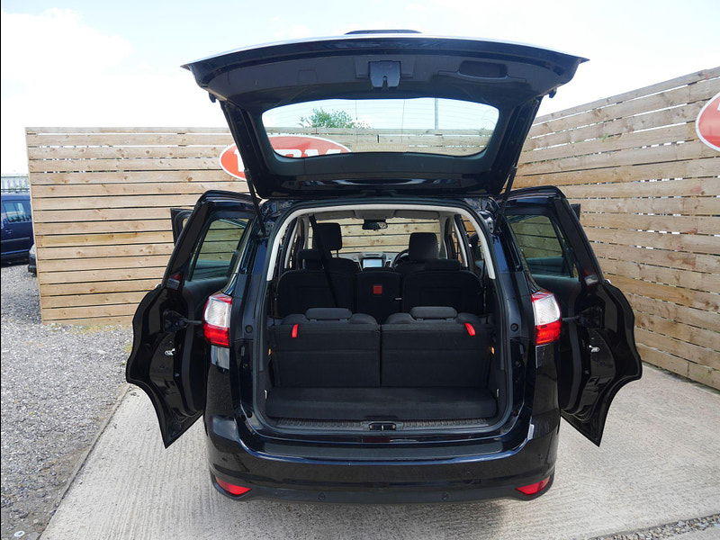 Ford Grand C-Max 1.5 TDCi Zetec Euro 6 (s/s) 5dr 5dr Manual 2025
