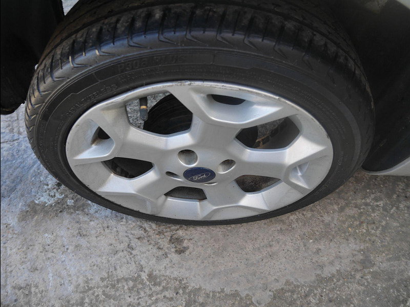 Ford Ka 1.2 Zetec Hatchback 3dr Petrol Manual Euro 5 (s/s) (69 ps) 3dr Manual 2026