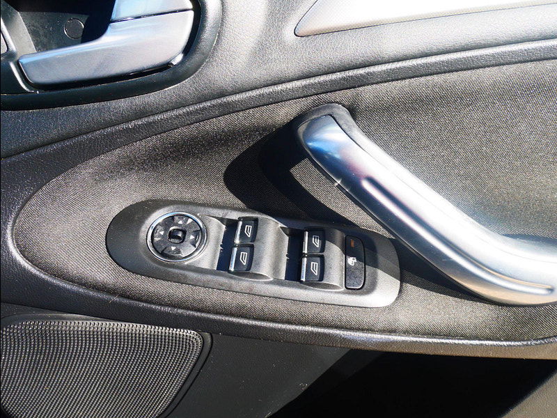 Ford S-Max 2.0 TDCi Zetec MPV 5dr Diesel Powershift Euro 5 (140 ps) 5dr Automatic 2025