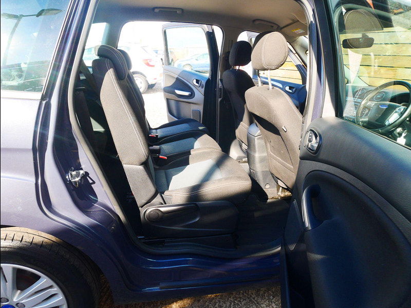 Ford S-Max 2.0 TDCi Zetec MPV 5dr Diesel Powershift Euro 5 (140 ps) 5dr Automatic 2025