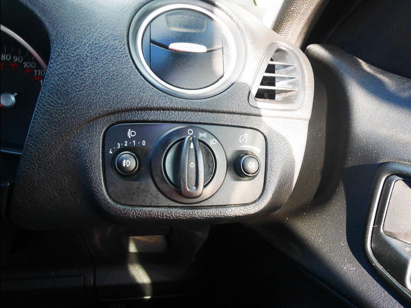 Ford S-Max 2.0 TDCi Zetec MPV 5dr Diesel Powershift Euro 5 (140 ps) 5dr Automatic 2025