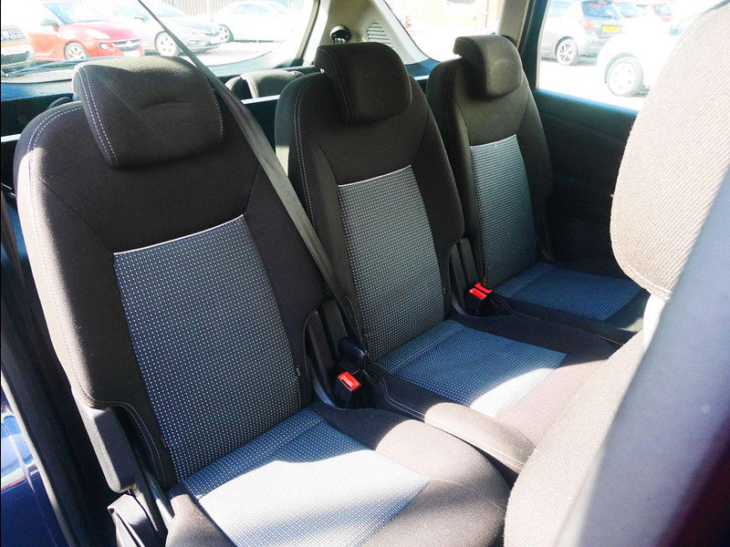 Ford S-Max 2.0 TDCi Zetec MPV 5dr Diesel Powershift Euro 5 (140 ps) 5dr Automatic 2025