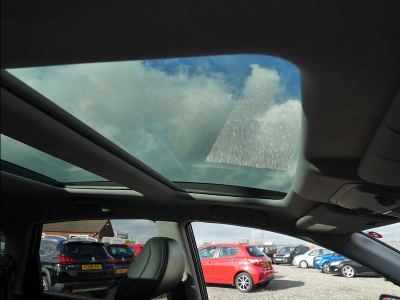 Honda CR-V 2.2 i-DTEC EX SUV 5dr Diesel Manual 4WD Euro 5 (150 ps) 5dr Manual 2026